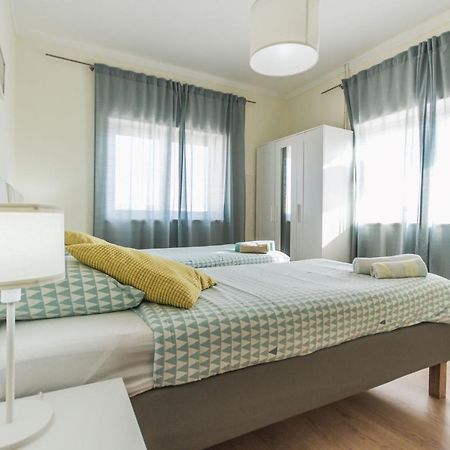 Beach Avenue Apartment Ferrel  Kültér fotó