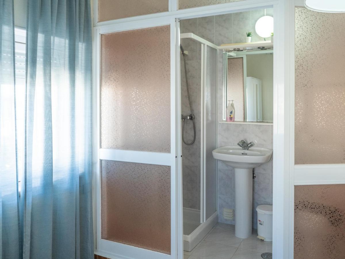 Beach Avenue Apartment Ferrel  Kültér fotó