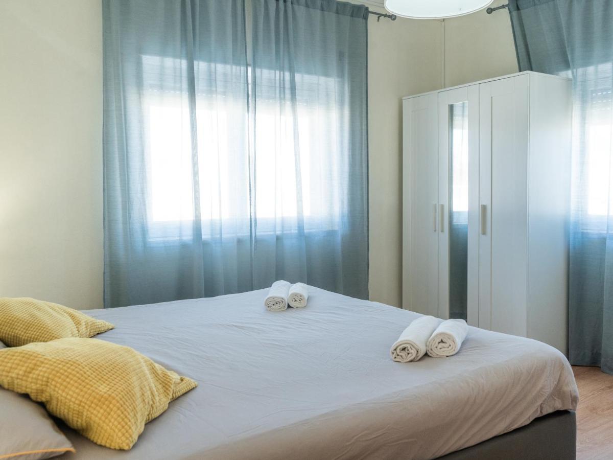 Beach Avenue Apartment Ferrel  Kültér fotó